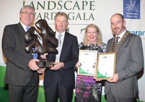 Annett Landscaping Ltd Wins 2013 Bog Oak Trophy
