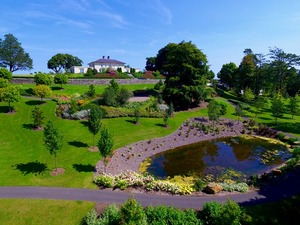 Landscape firm lifts all-Ireland industry award for record seventh time